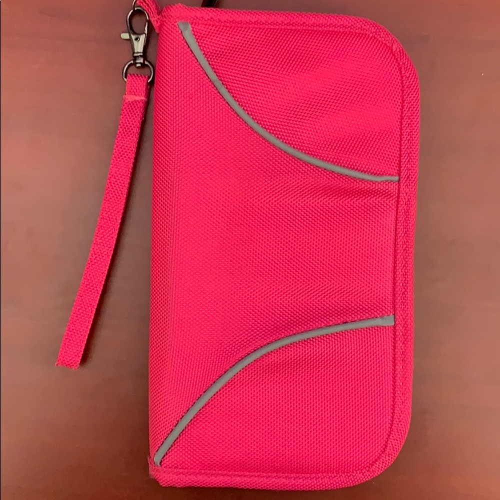 Wristlet